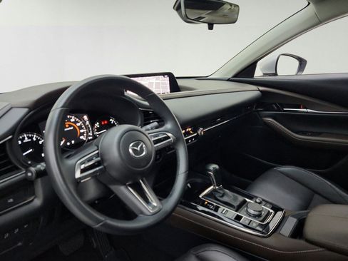 Used 2021 MAZDA CX-30 AWD 2.5 S w/ Premium Package image 16