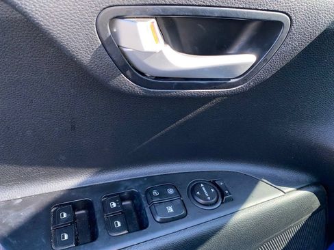 Certified 2023 Kia Rio S w/ Technology Package FWD image 12