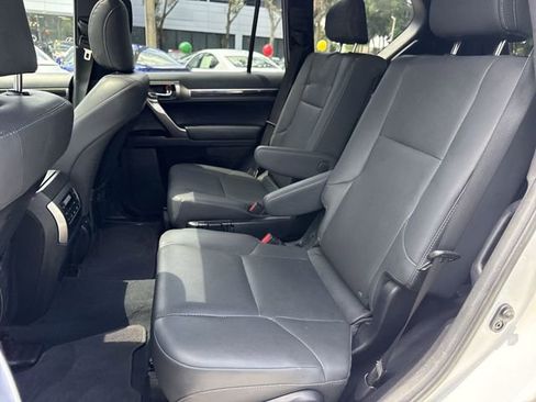 Certified 2023 Lexus GX 460 Premium AWD/4WD image 23