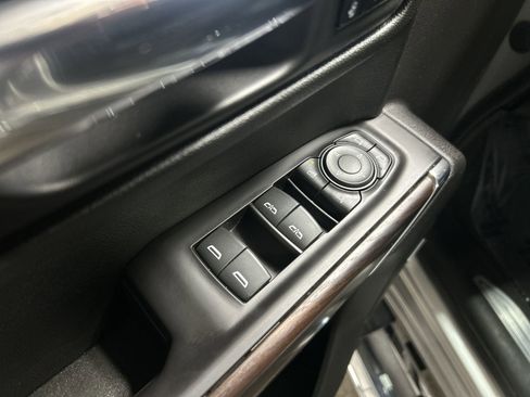 Used 2020 GMC Sierra 1500 SLT w/ SLT Premium Plus Package image 26