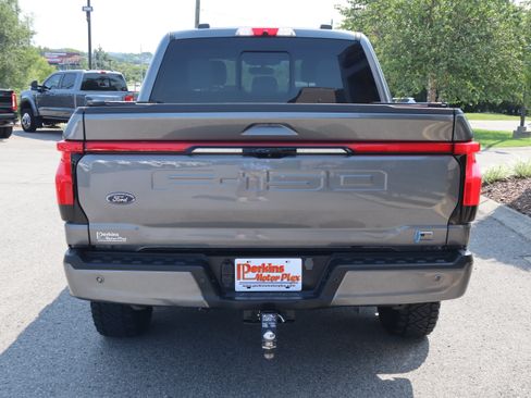 Used 2023 Ford F150 Lightning Platinum AWD/4WD image 8