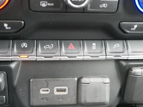 Used 2019 Chevrolet Silverado 1500 RST w/ All-Star Edition AWD/4WD image 22