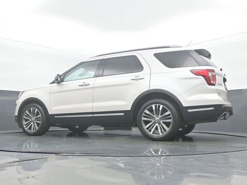 Used 2018 Ford Explorer Platinum AWD/4WD image 48