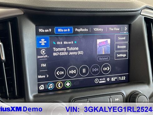 Used 2024 GMC Terrain AT4 w/ Tech Package image 29