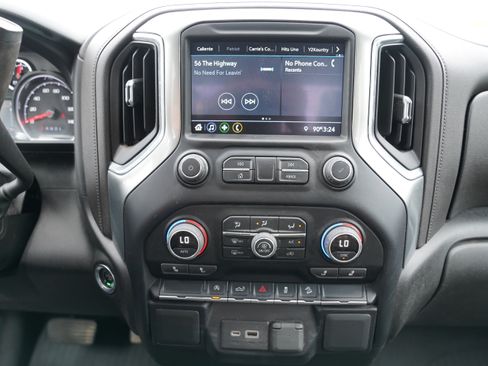 Used 2022 Chevrolet Silverado 1500 RST AWD/4WD image 21