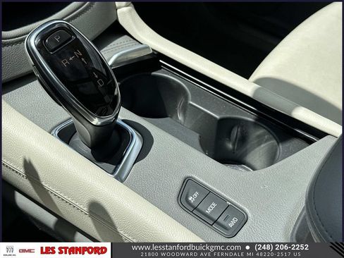 Used 2018 Cadillac XT5 Luxury w/ Driver Awareness Package AWD/4WD image 34