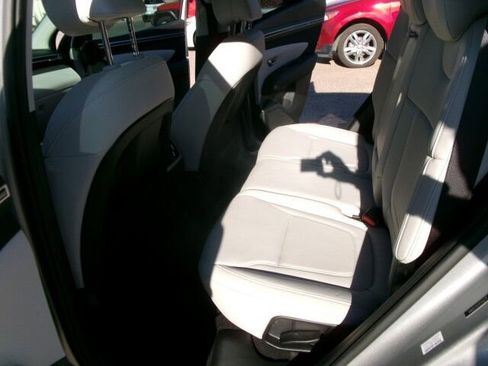 Used 2023 Hyundai Tucson Limited image 18