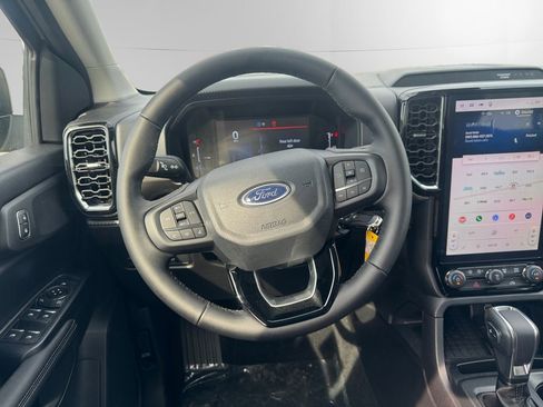 New 2026 Ford Ranger XLT w/ Equipment Group 301A High AWD/4WD image 12