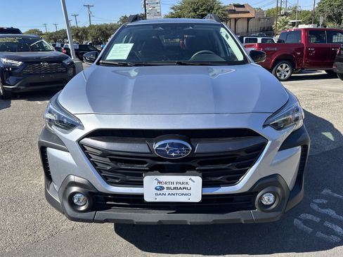 Certified 2024 Subaru Outback Premium image 8