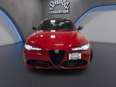 New 2025 Alfa Romeo Giulia AWD w/ Driving Assist Package image 8