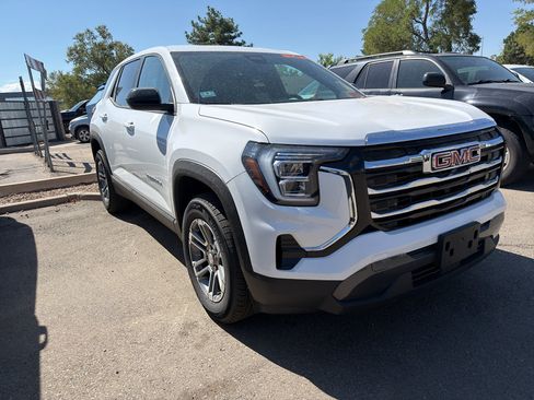 Used 2025 GMC Terrain Elevation AWD/4WD image 3
