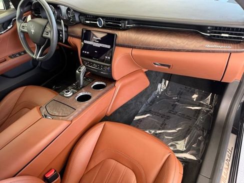 Certified 2022 Maserati Quattroporte Modena RWD image 16