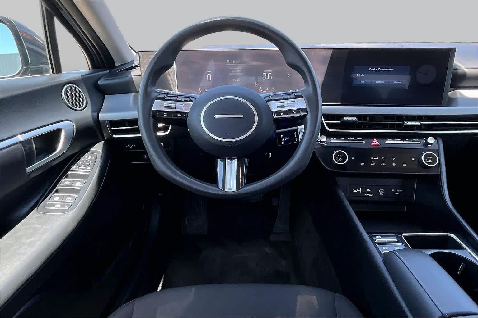 Used 2025 Hyundai Sonata SEL FWD image 6