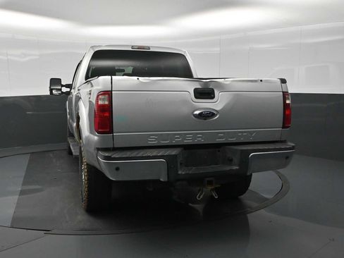 Used 2015 Ford F350 XLT w/ XLT Premium Package image 7