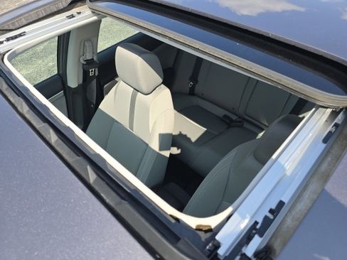 Used 2016 Honda Civic EX image 3