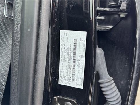 Used 2019 Ford F150 Platinum w/ Equipment Group 701A Luxury image 18