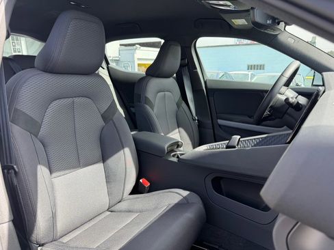 Used 2024 Polestar Polestar 2 w/ Pilot Pack RWD image 34