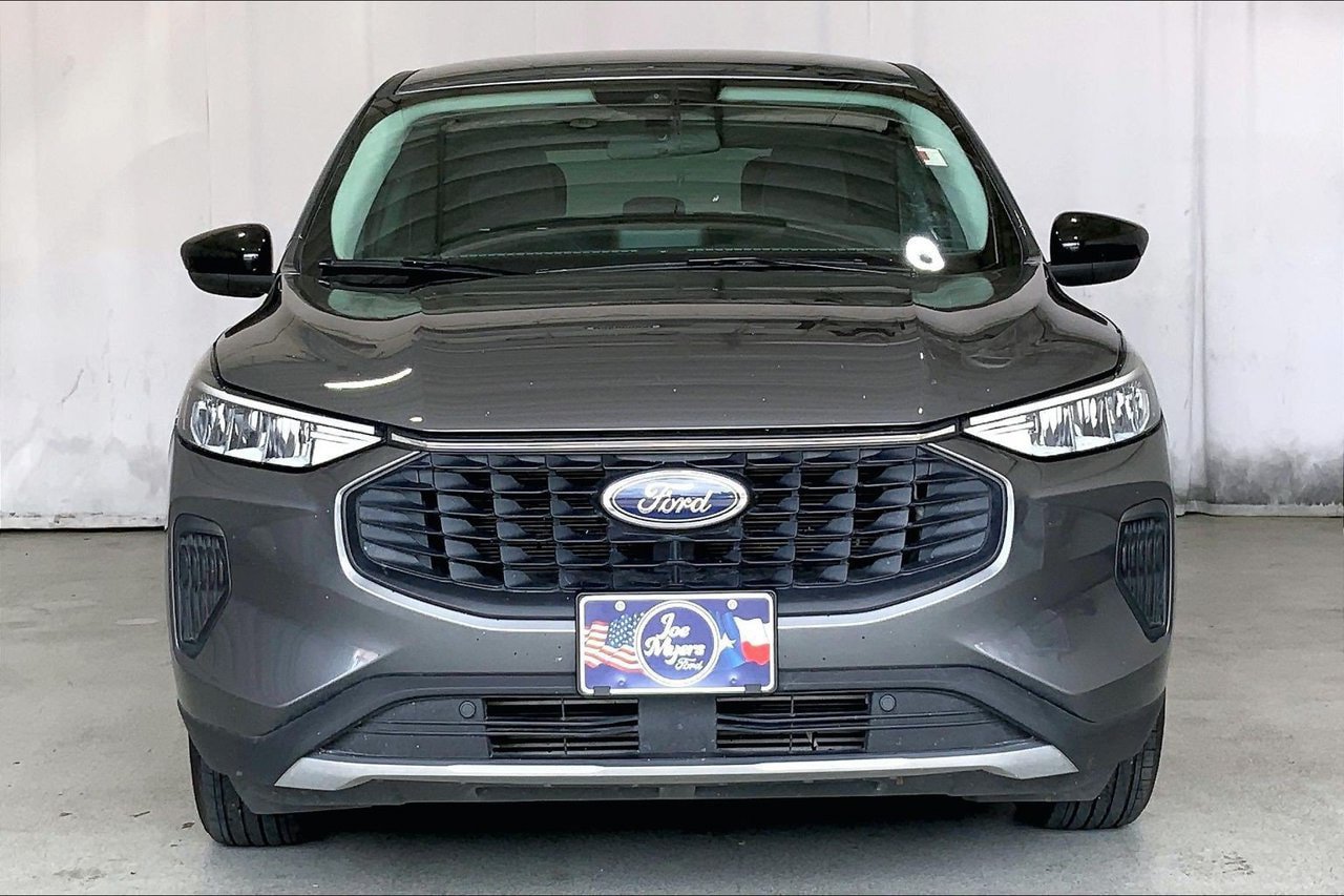 Used 2025 Ford Escape Active FWD image 3