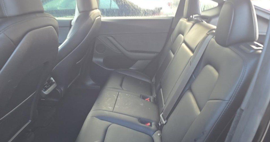 Used 2023 Tesla Model Y Performance AWD/4WD image 6