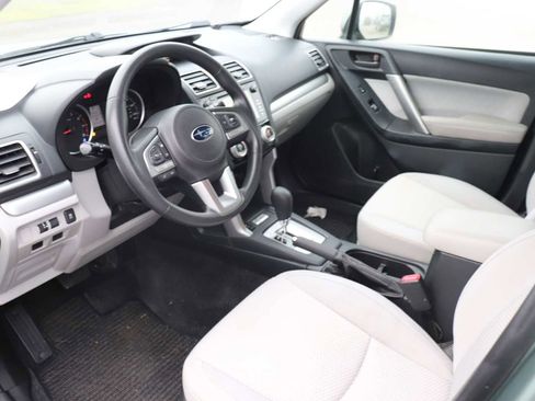 Used 2017 Subaru Forester 2.5i Premium w/ Popular Package #1A image 10