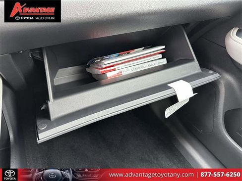 Certified 2025 Toyota Grand Highlander FWD image 38