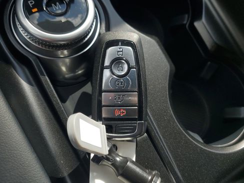 Certified 2025 Ford Explorer ST image 31