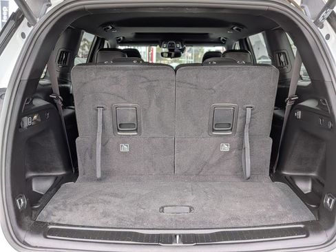 Used 2023 Jeep Grand Cherokee L Laredo RWD image 6