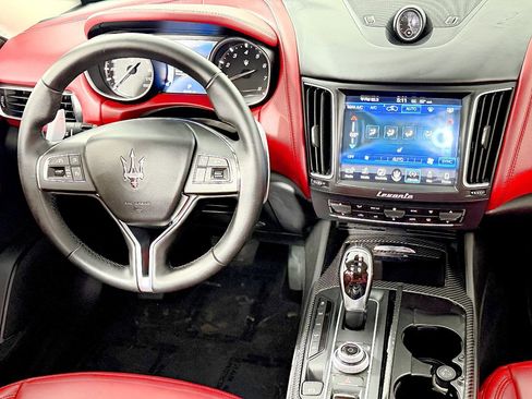 Used 2017 Maserati Levante S image 23