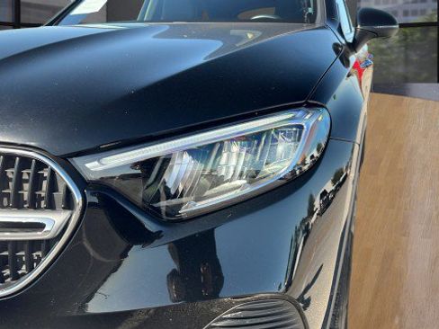 Used 2024 Mercedes-Benz GLC 300 image 20