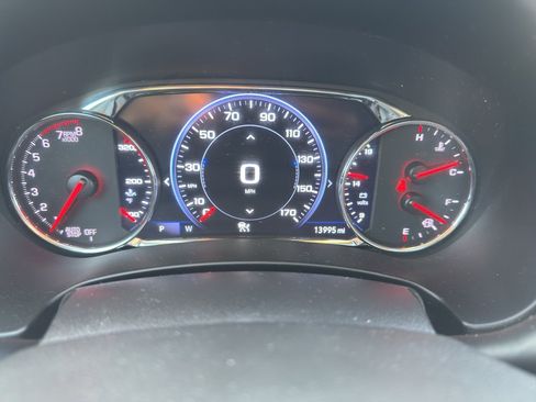 Used 2024 GMC Terrain Denali w/ Denali Premium Package image 18