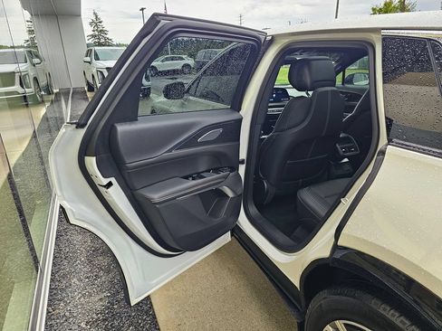 Certified 2024 Cadillac Lyriq Luxury w/ LPO, Floor Liner Package AWD/4WD image 15