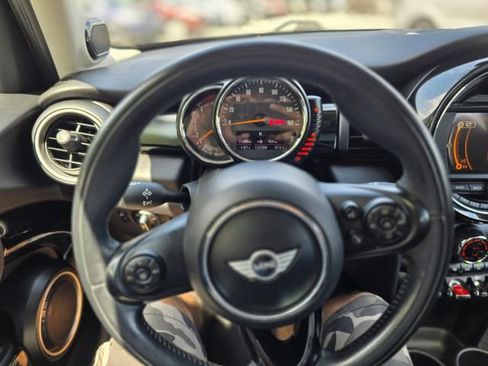 Used 2015 MINI Cooper S image 12