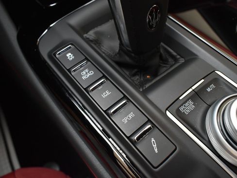 Used 2023 Maserati Levante Modena AWD/4WD image 29
