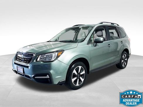 Used 2018 Subaru Forester 2.5i Premium AWD/4WD image 2