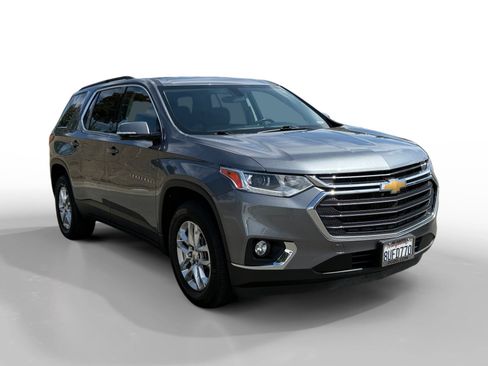 Used 2020 Chevrolet Traverse LT FWD image 7