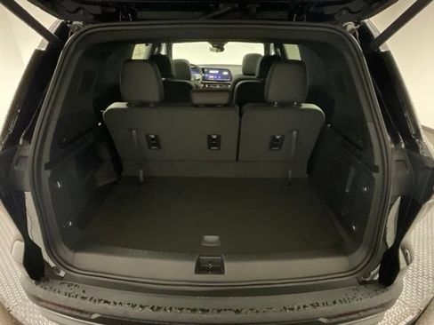 New 2026 Chevrolet Traverse Z71 w/ Driver Confidence Package AWD/4WD image 30
