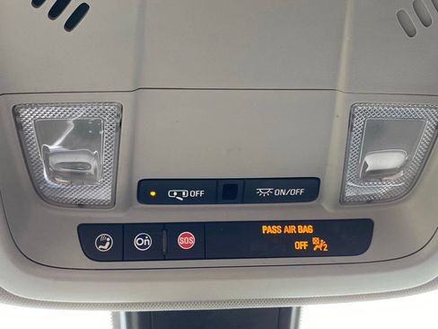 Used 2020 Chevrolet Malibu LT FWD image 25