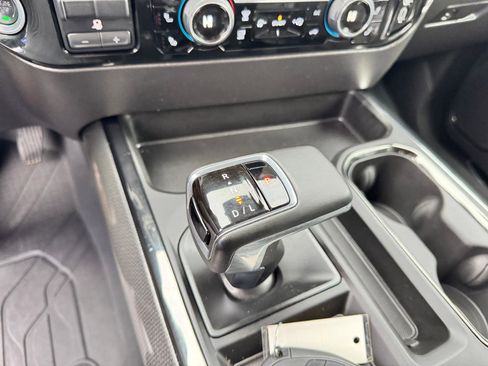 Used 2024 Chevrolet Silverado 1500 ZR2 w/ Technology Package AWD/4WD image 35