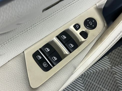 Used 2022 BMW 530i w/ Executive Package image 20