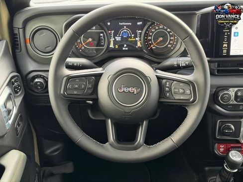New 2026 Jeep Gladiator Mojave w/ Safety Group AWD/4WD image 14