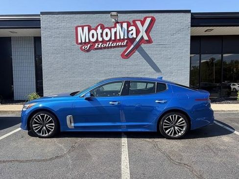 Used 2018 Kia Stinger Premium AWD/4WD image 1