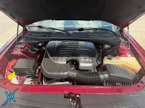 Used 2022 Dodge Challenger GT RWD image 31