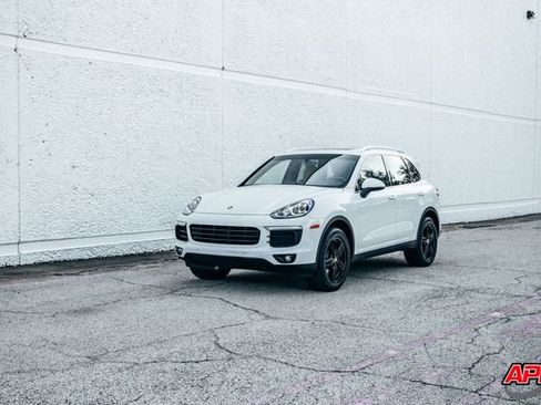 Used 2016 Porsche Cayenne image 19