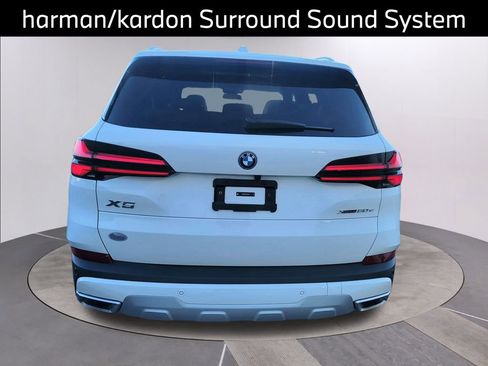 Used 2024 BMW X5 xDrive50e w/ Premium Package image 8