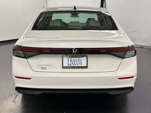 New 2026 Honda Accord SE image 10