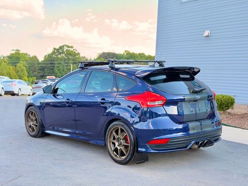 Used 2016 Ford Focus ST w/ Equipment Group 402A FWD image 11