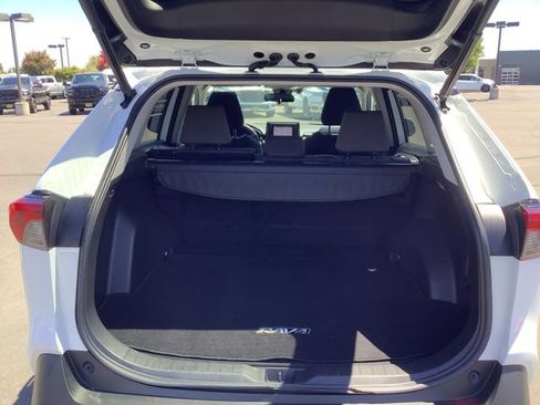 Used 2019 Toyota RAV4 XLE w/ Convenience Package AWD/4WD image 30