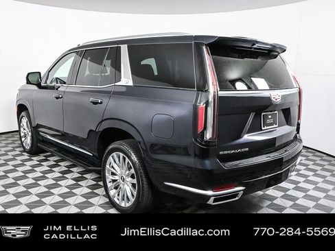 Certified 2023 Cadillac Escalade Premium Luxury image 3