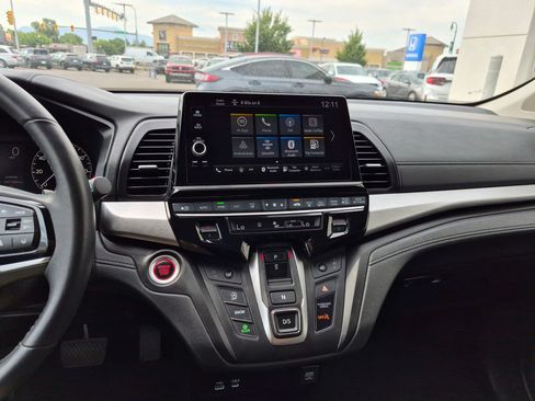 Used 2025 Honda Odyssey EX-L image 27
