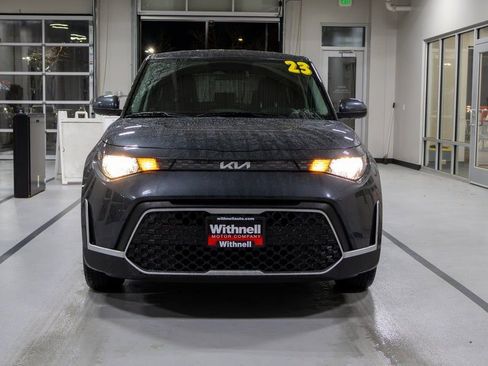 Used 2023 Kia Soul LX image 4